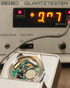 Casiotron 04-503 — 1970s Japanese LCD Digital, Serviced