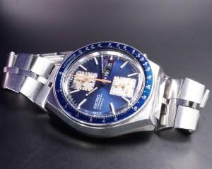 DSC01810 Seiko 6138-0030 "Blue Kakume" Automatic Chronograph — Fully Serviced, Fishbone Bracelet (Z039 Endlinks)